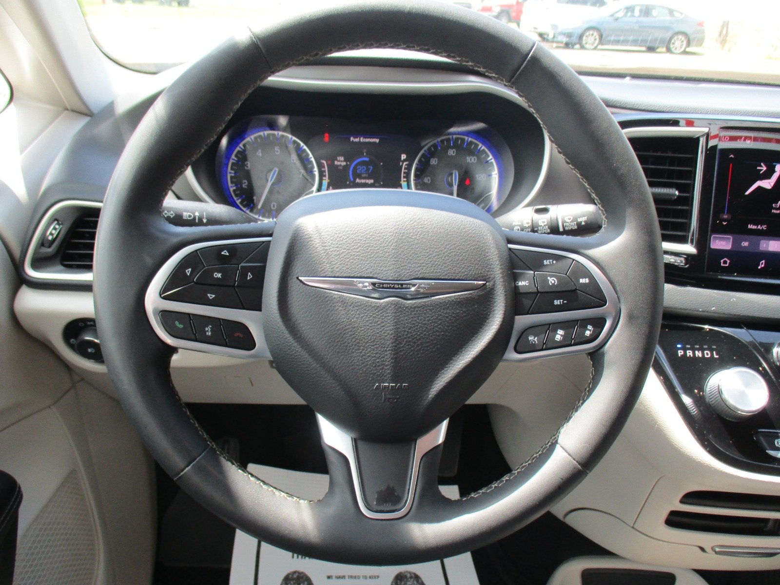 Used 2022 BLACK Chrysler Touring L image 17