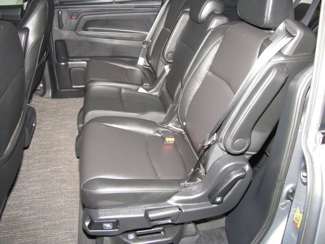 Certified Used 2025 Solar Silver Metallic Honda EX-L image 42