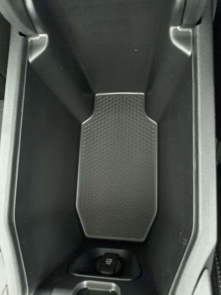 New 2026 Solar Silver Metallic Honda SE image 25