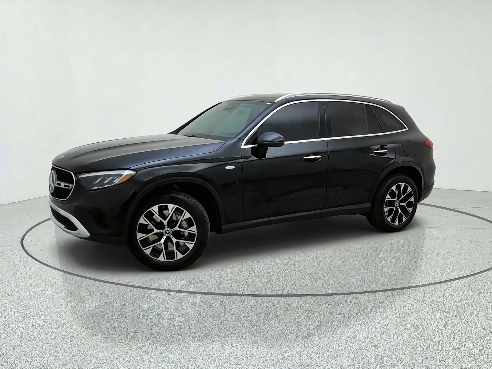 Certified Used 2025 Black Mercedes-Benz GLC 350e image 15