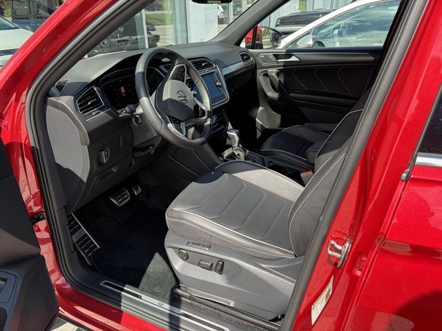 Certified Used 2024 Kings Red Metallic Volkswagen SEL R-Line image 3