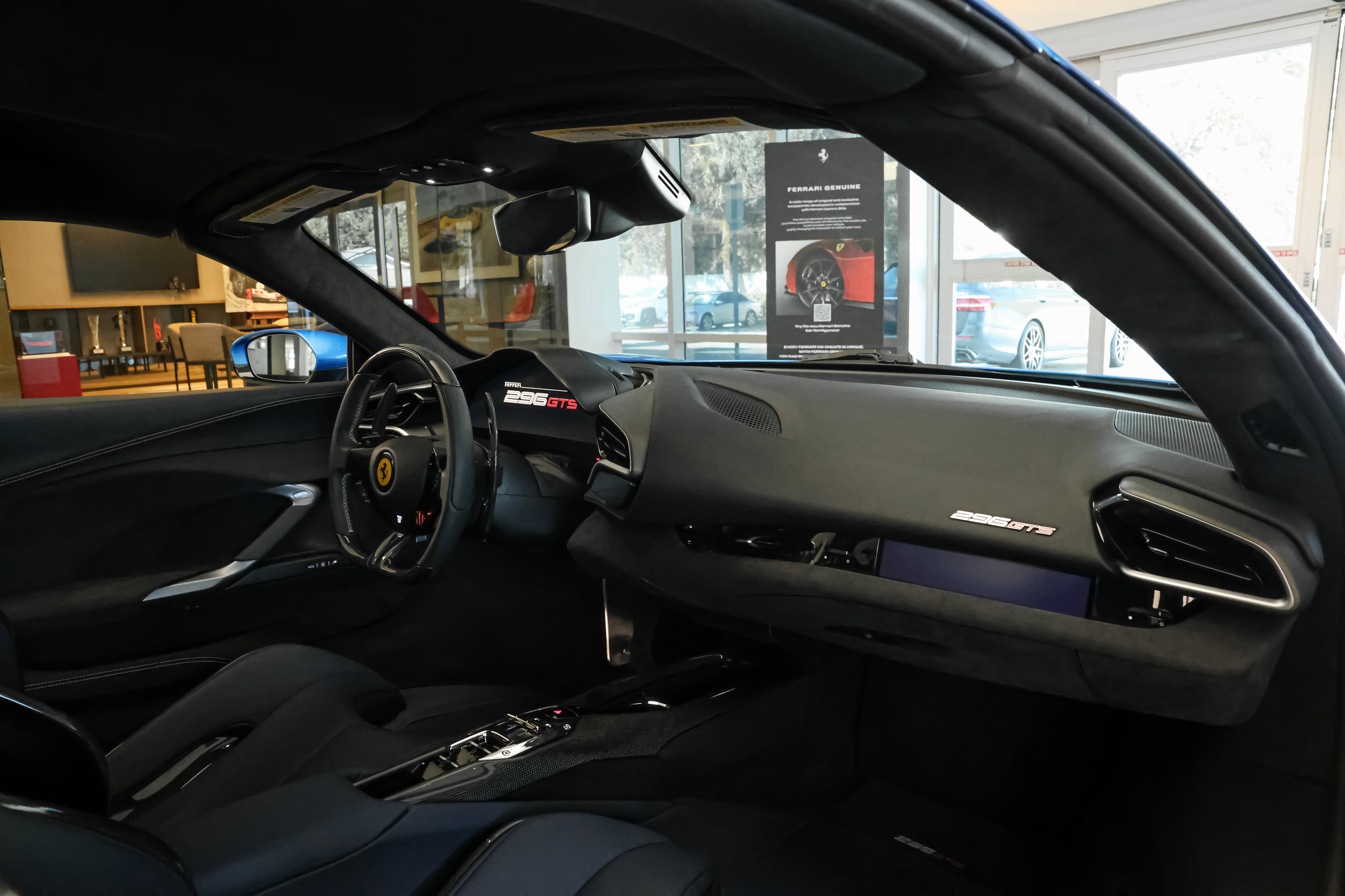 Used 2024 Blu Corsa Metallic Ferrari  image 9
