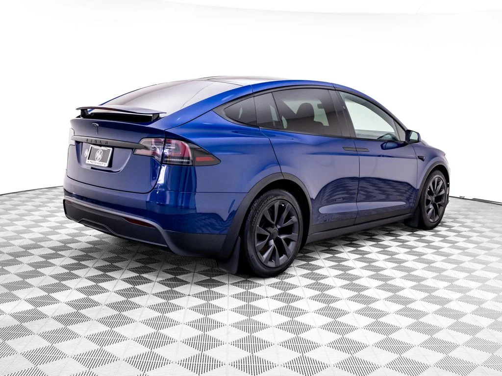 Used 2022 Blue Tesla Base image 7
