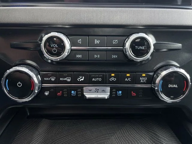2024 Ford F-350 Super Duty Platinum - Photo 19