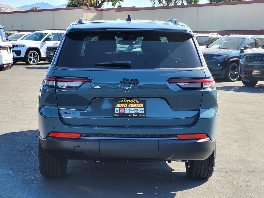New 2026 Steel Blue Exterior Paint Jeep Limited image 4