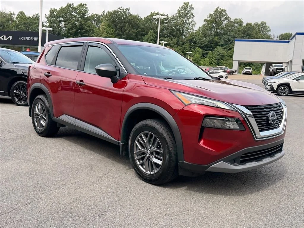 Used 2023 Red Nissan S image 14