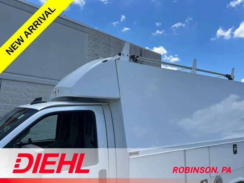 Used 2019 White GMC Work Van image 4