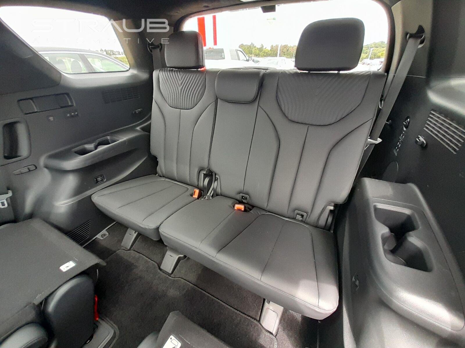Used 2023 Hyper White Hyundai Calligraphy image 51