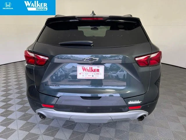 Used 2019 Graphite Metallic Chevrolet Base image 6