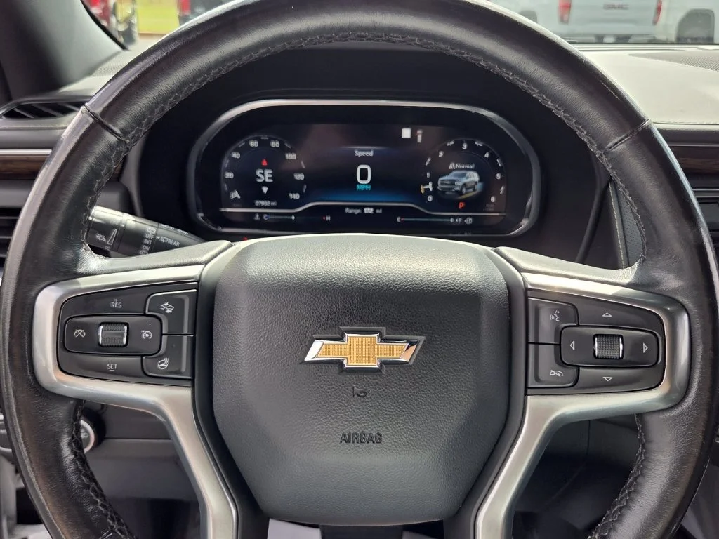 Used 2022 Summit White Chevrolet Premier image 27