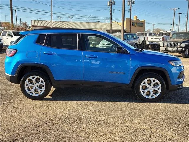 Used 2024 Blue Jeep Latitude 4x4 image 5