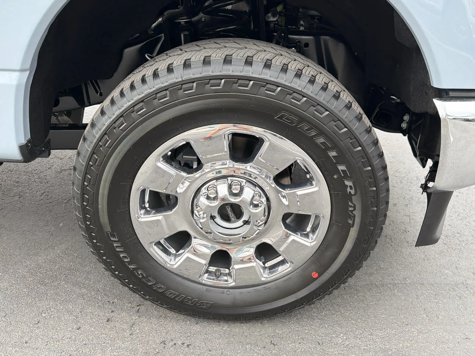 New 2026 Glacier Gray Metallic Tri-Coat Ford F-350® King Ranch® image 21