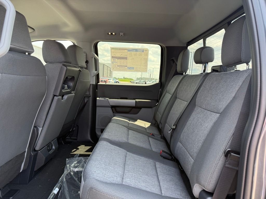 New 2026 Carbonized Gray Metallic Ford F-250® XL image 9