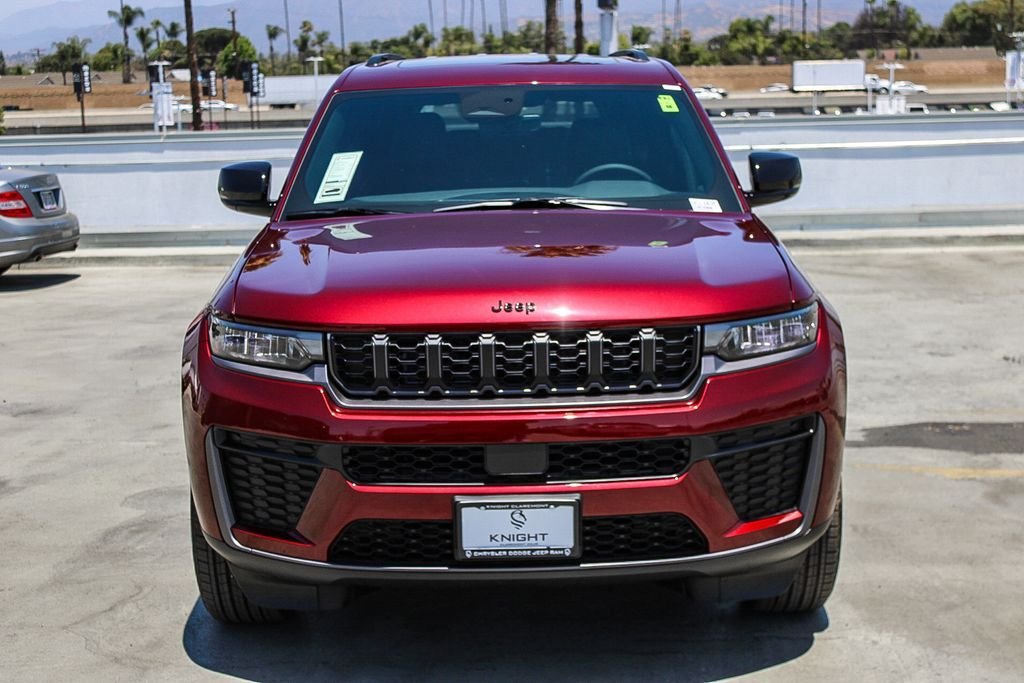 New 2026 Jeep Grand Cherokee L Altitude 4D Sport Utility in