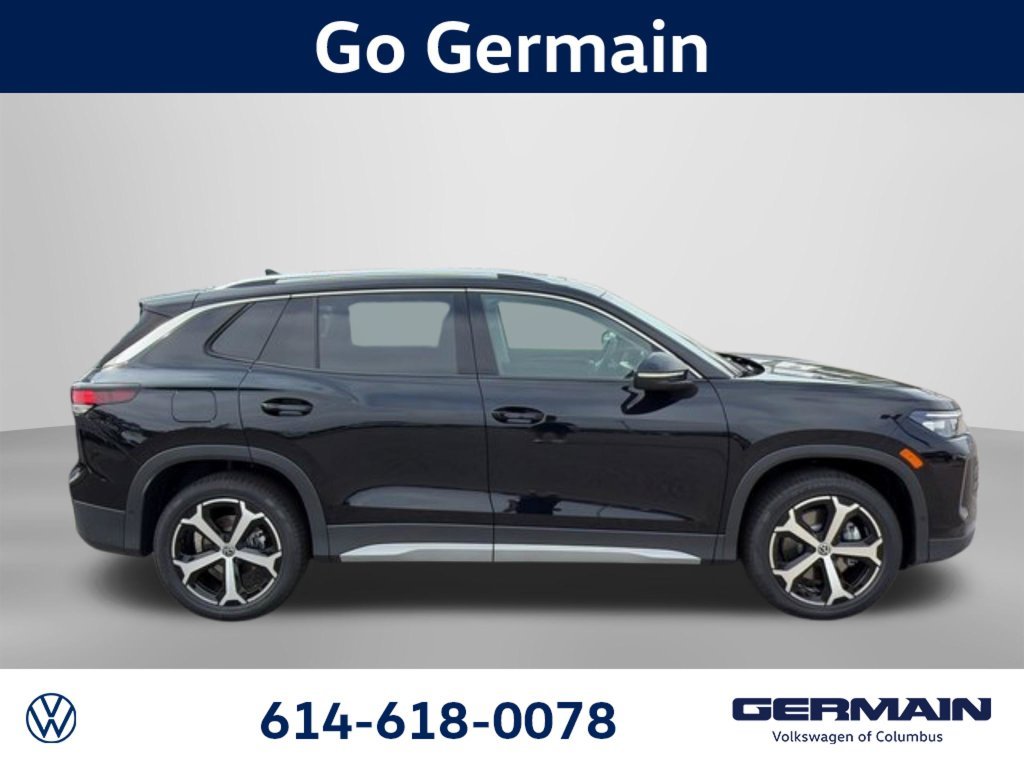 New 2026 Deep Black Pearl Volkswagen SE image 4