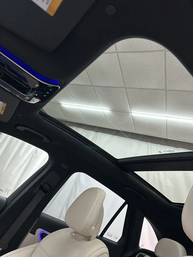 Used 2026 Gray Mercedes-Benz GLC 300 image 19