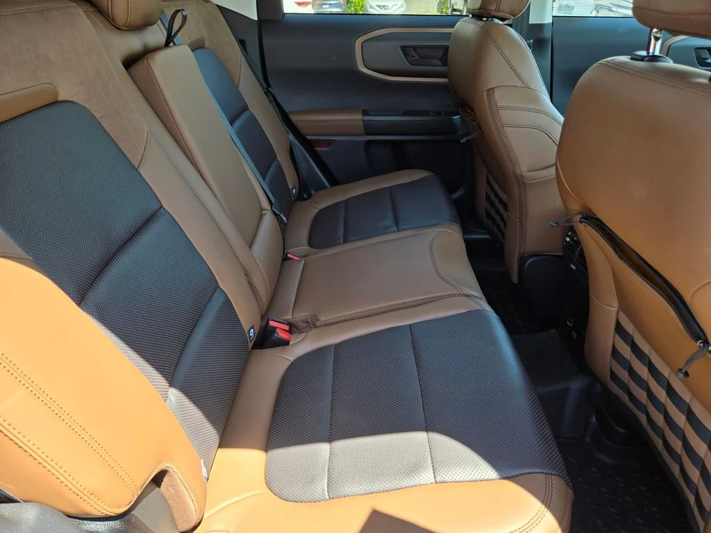 Used 2024 Shadow Black Ford Badlands image 11