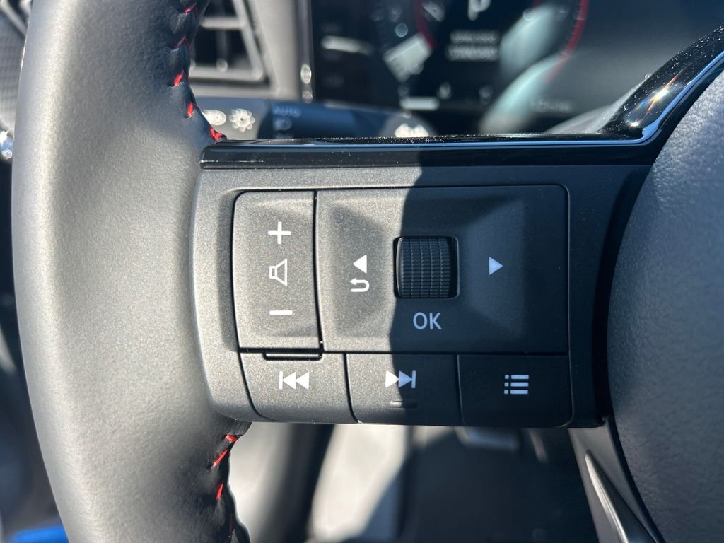 New 2026 Nissan Kicks SR 4D Sport Utility