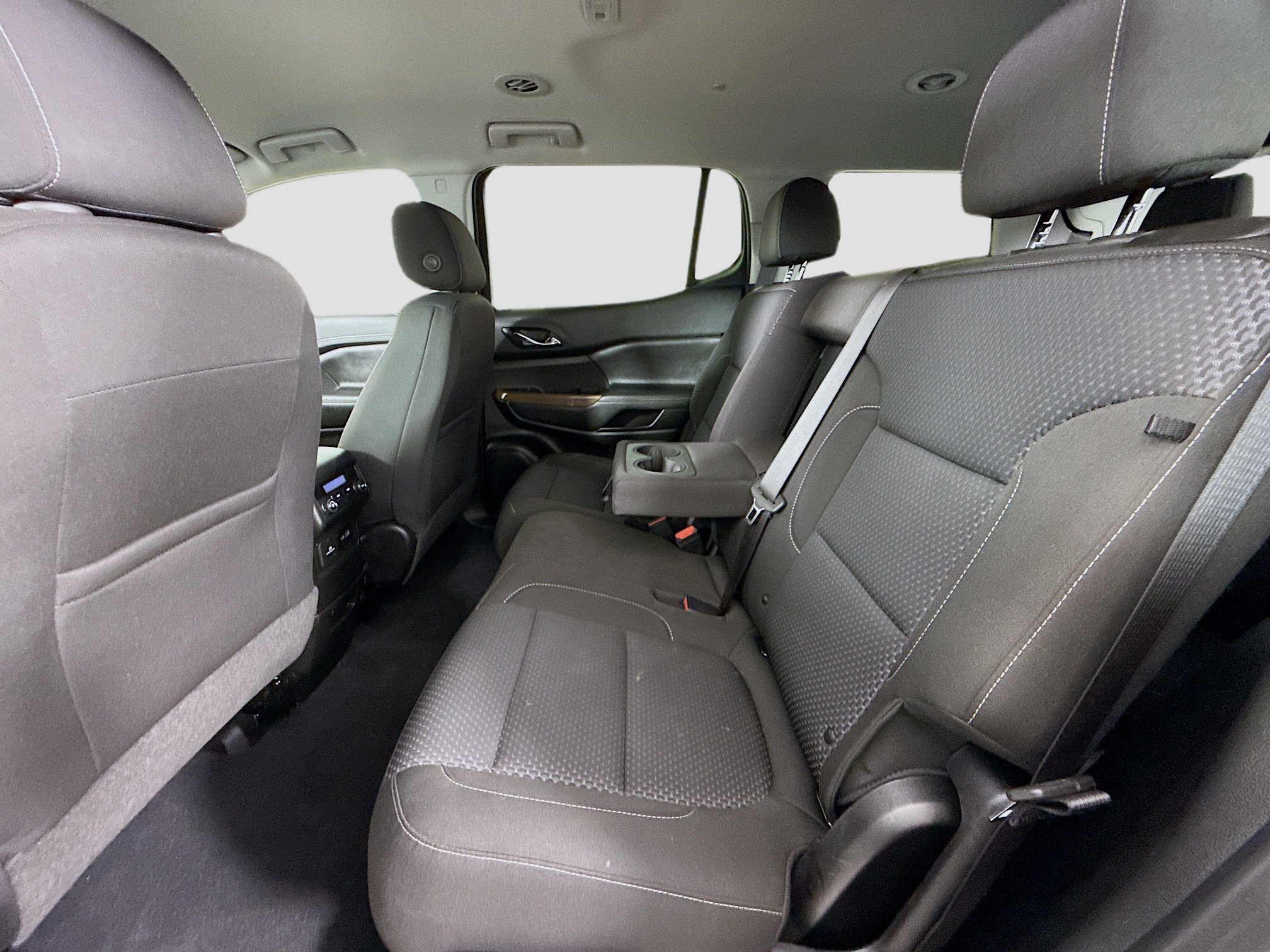 Used 2023 Summit White GMC SLE image 25