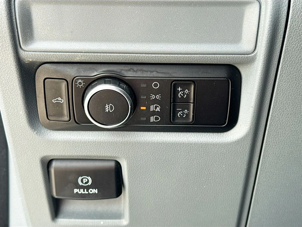 Used 2023 White Ford XLT image 11