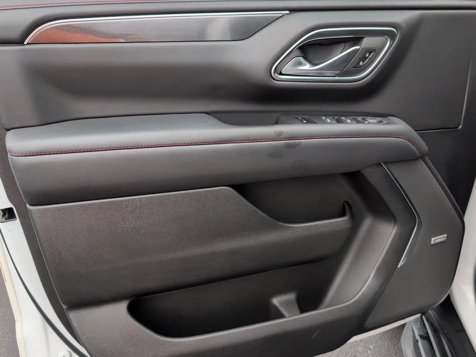 Used 2023 SUMMIT WHITE Chevrolet RST image 14