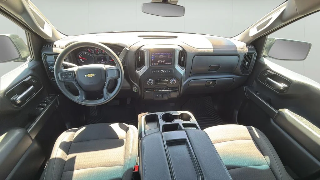 Used 2024 Gray Chevrolet Custom image 19