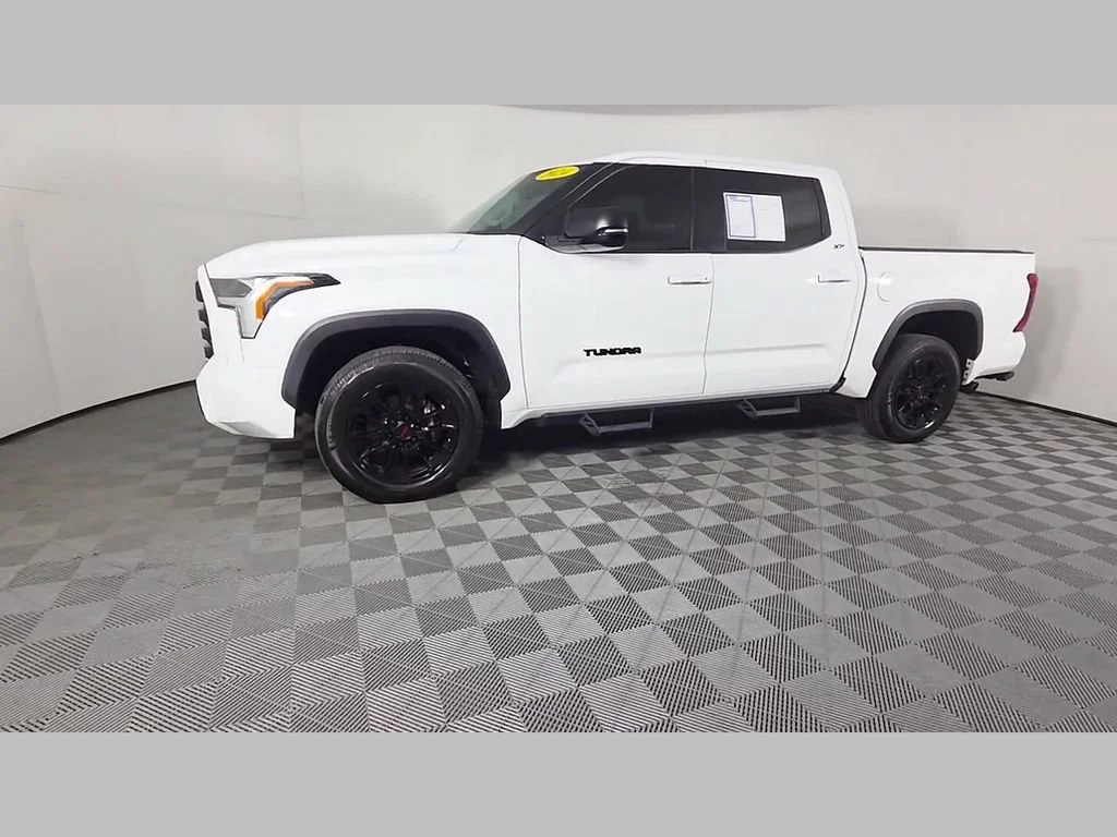 Used 2024 Ice Toyota SR5 image 49