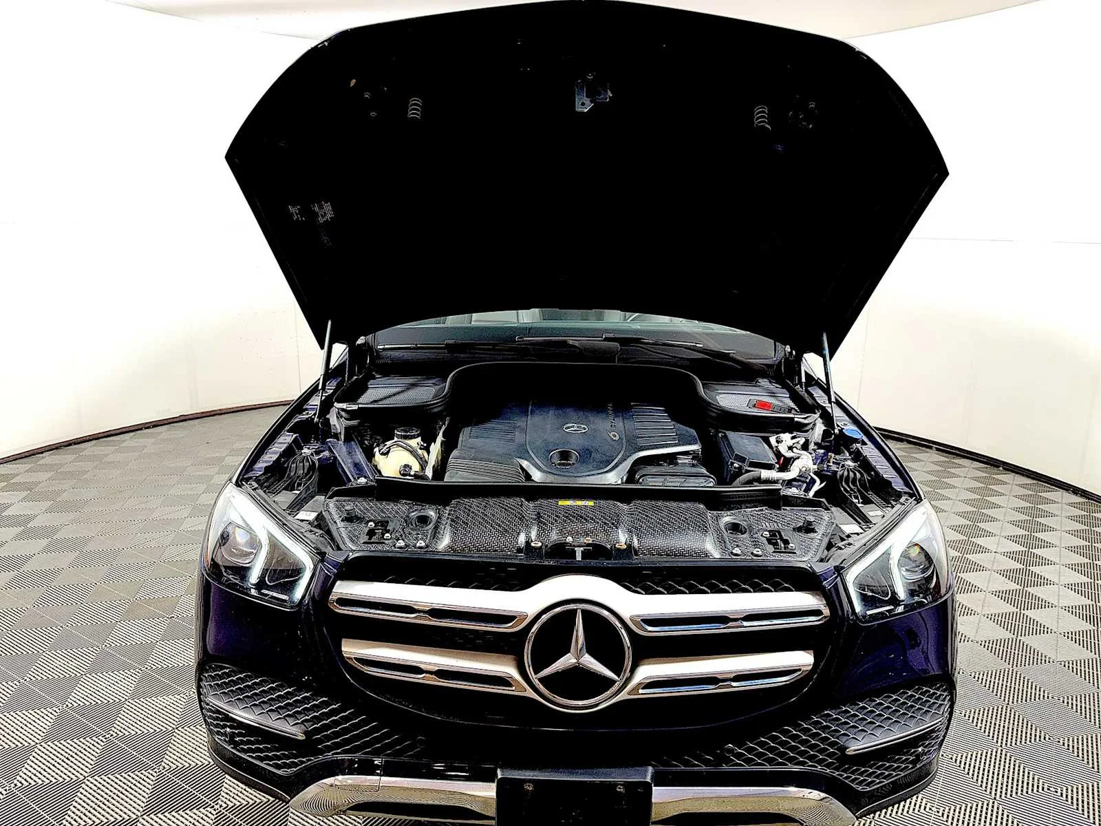 Used 2022 Lunar Blue Metallic Mercedes-Benz GLE 450 image 31