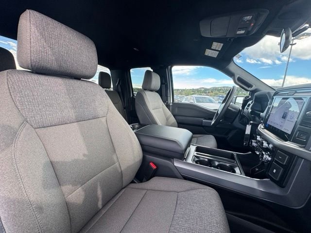New 2026 Oxford White Ford XLT image 22