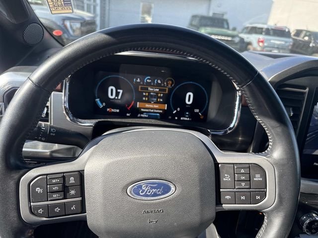 Used 2023 Agate Black Metallic Ford Lariat image 36
