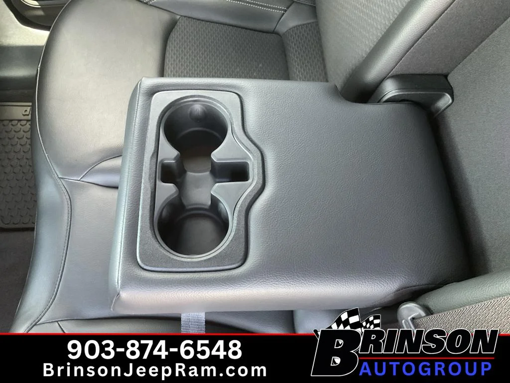 Used 2023 Grey Jeep Altitude image 18