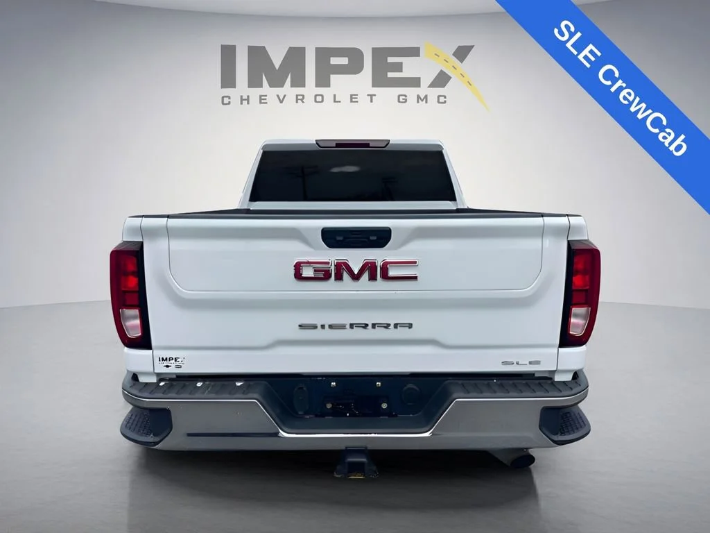 Used 2023 Summit White GMC SLE image 4