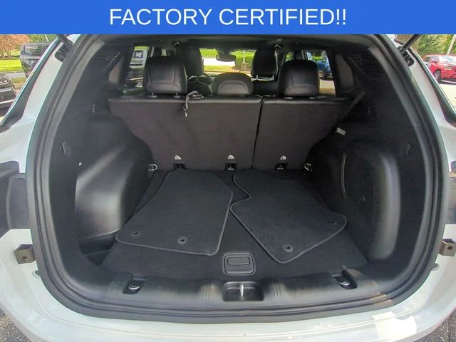 Used 2023 White Jeep Limited image 34
