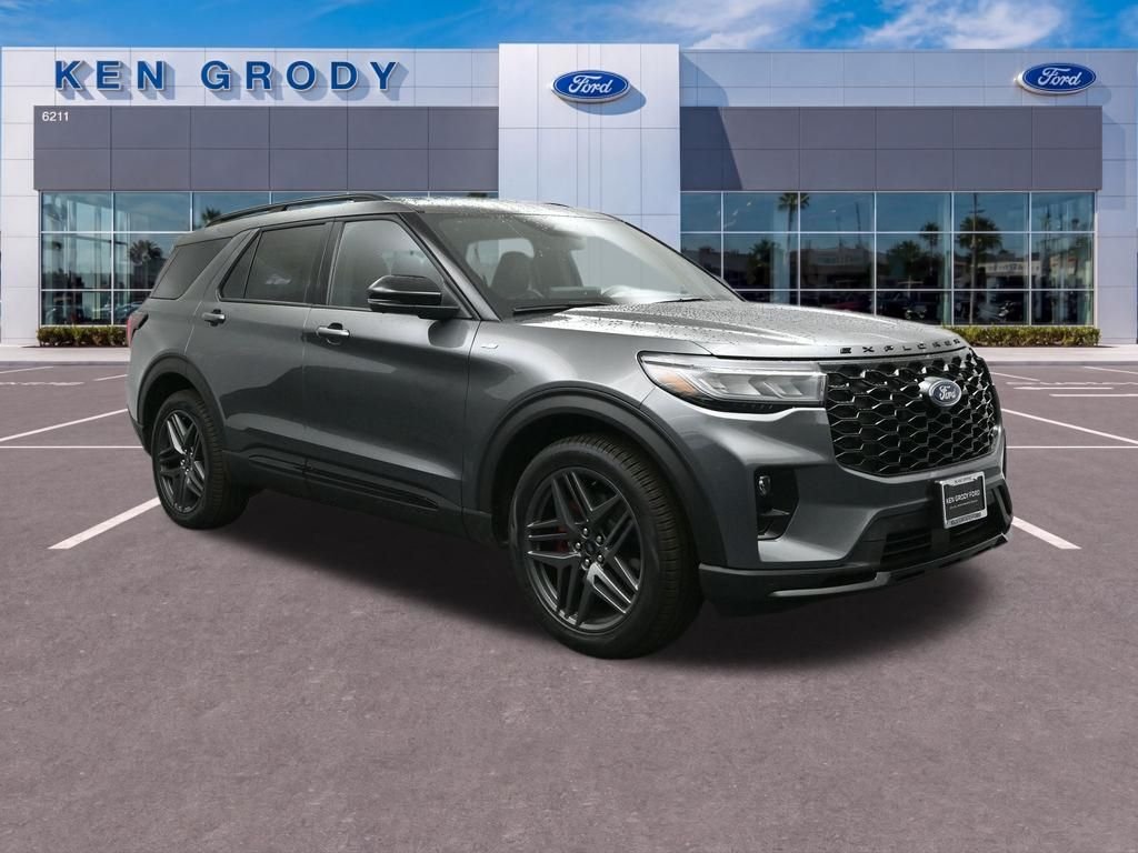 New 2026 Carbonized Gray Metallic Ford ST-Line image 1