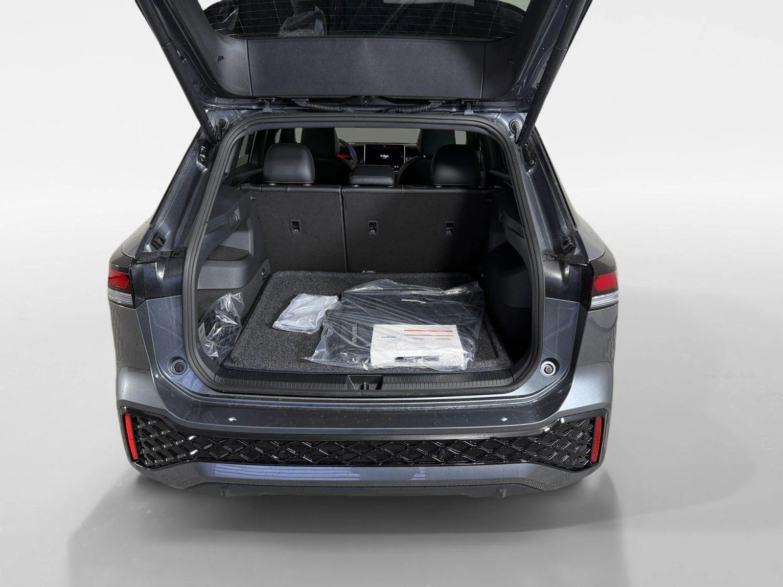 New 2026 platinum gray metallic Volkswagen SE R-Line Black image 6