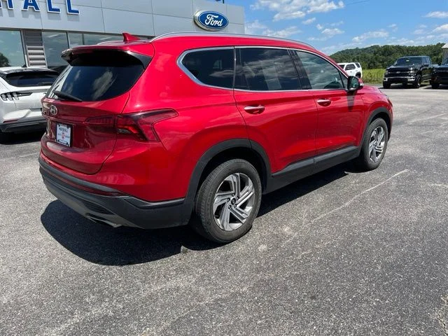 Used 2023 Red Hyundai SEL image 4