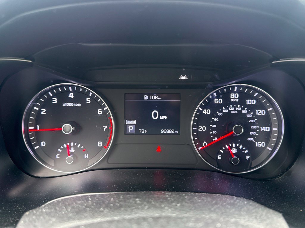 Used 2021 Silver Kia LXS image 11