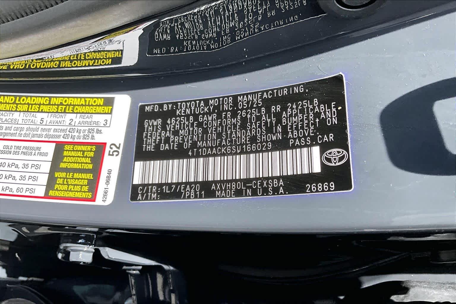Used 2025 Underground Toyota SE image 34