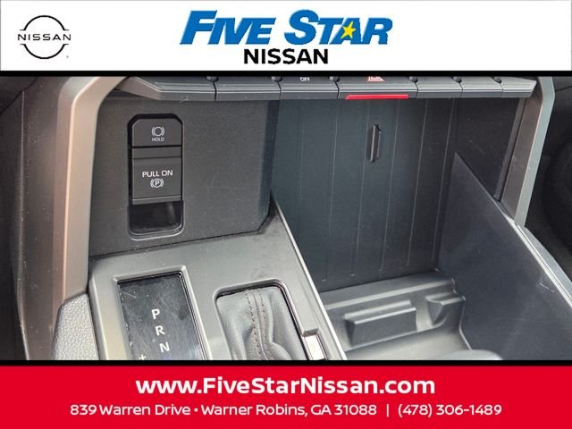 Used 2023  Toyota SR5 image 21