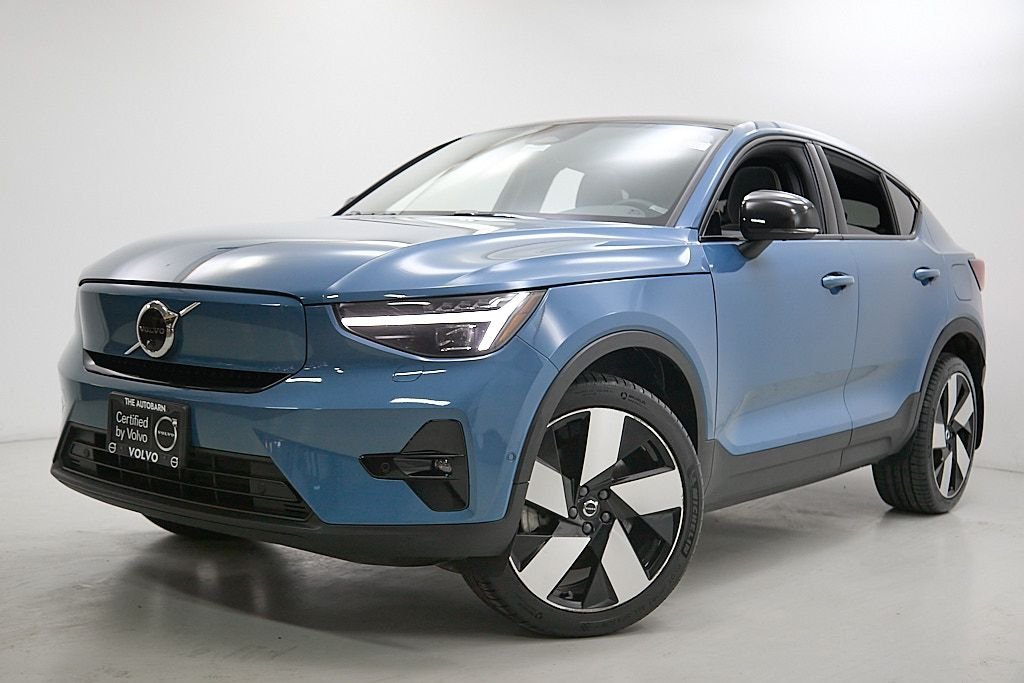 Certified 2023 Volvo C40 Ultimate with VIN YV4ED3GMXP2055216 for sale in Oak Park, IL