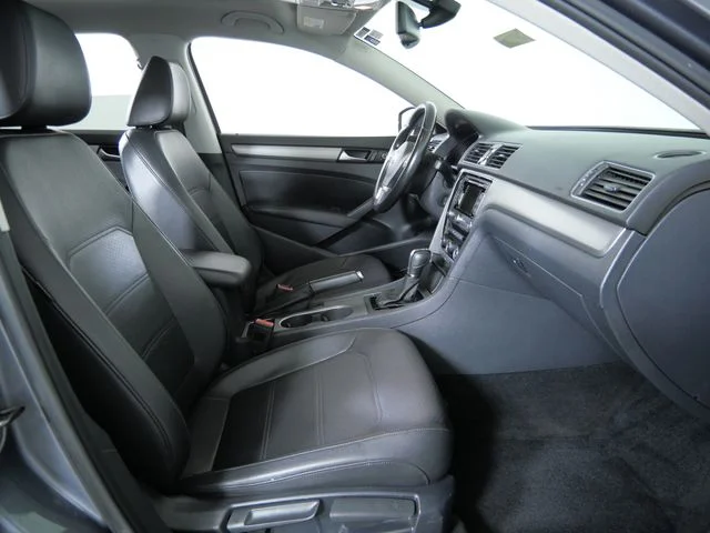 Used 2014 Gray Volkswagen TDI SE image 12