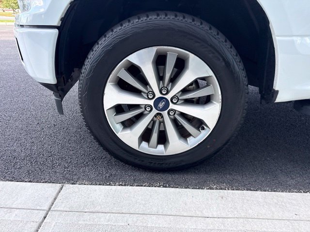 Used 2018 White Ford XL image 8