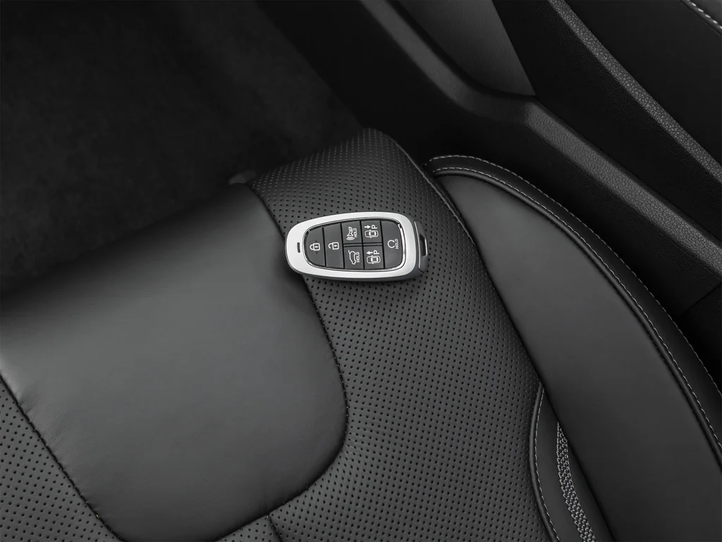Used 2023 Gray Hyundai Calligraphy image 39
