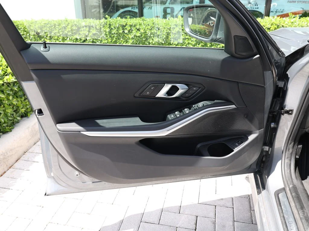 2026 BMW 3 Series 330i - Photo 11