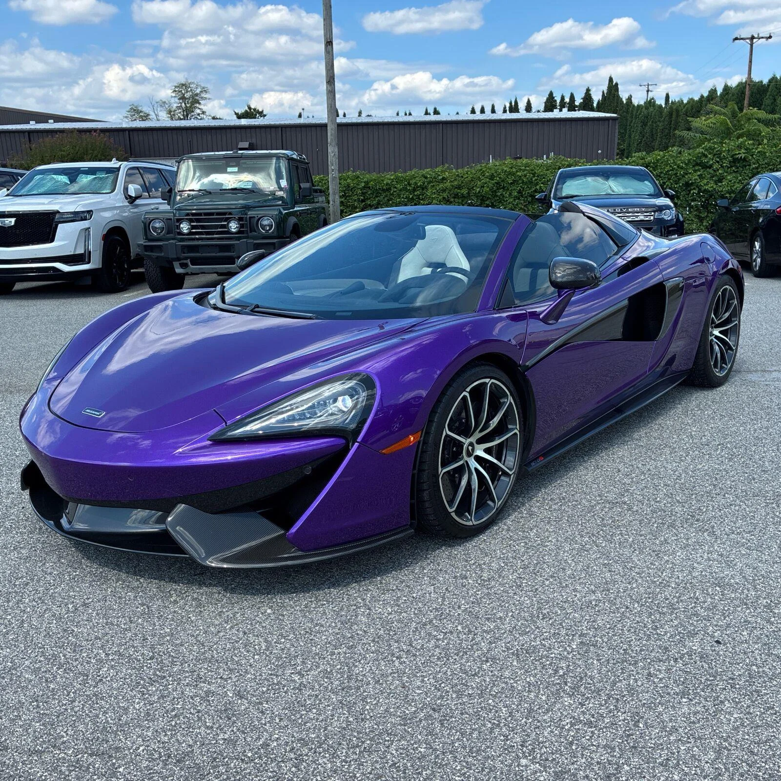 Used 2019 Blue MCLAREN  image 1