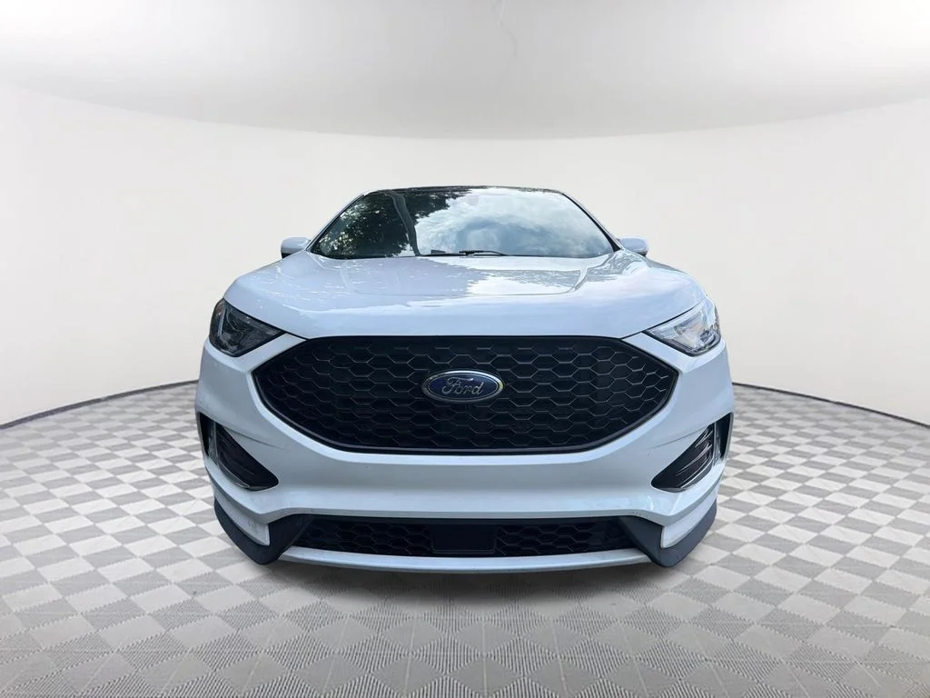 Used 2021 White Ford ST Line image 2