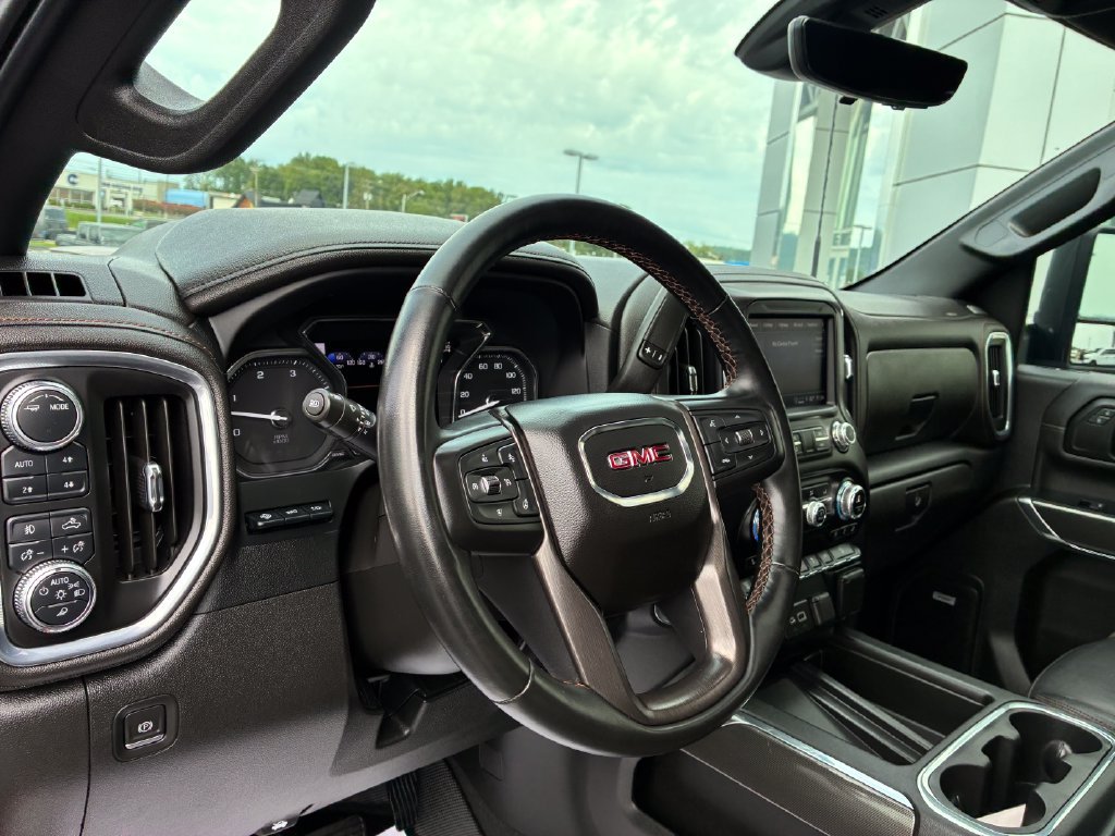 Used 2023 Red GMC AT4 image 11