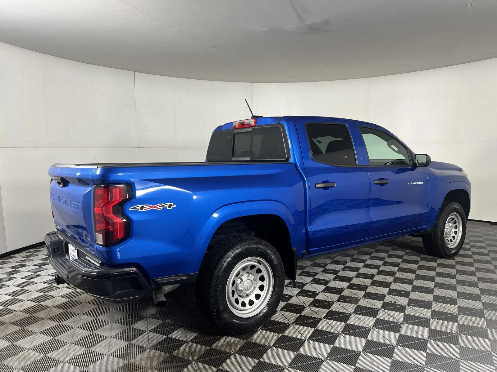 Used 2023 GLACIER BLUE METALLIC Chevrolet 4WD Work Truck image 40