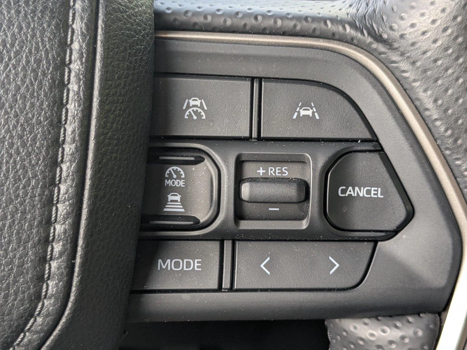 Certified Used 2025 Ice Cap Toyota SR5 image 23