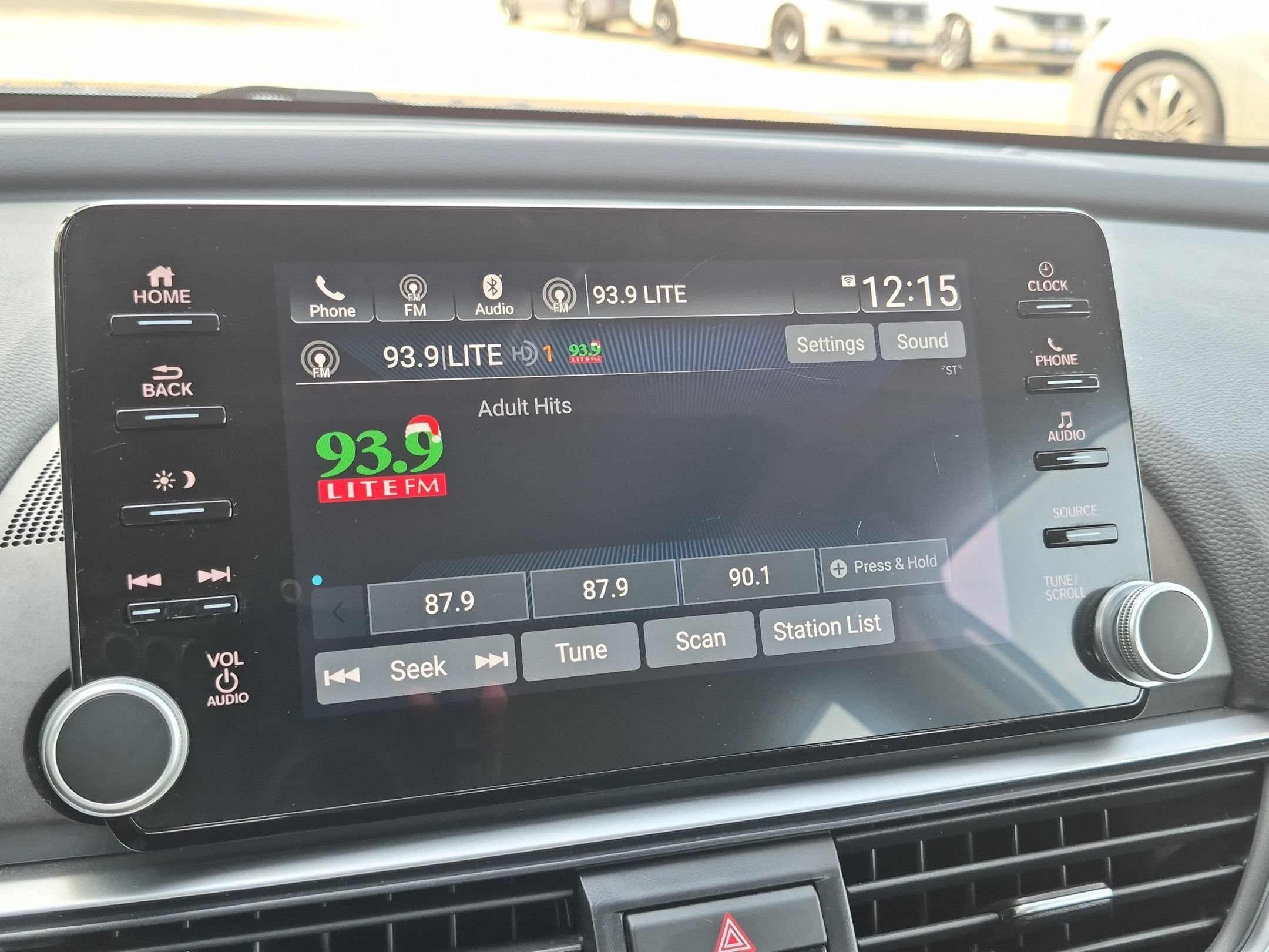 2022 Honda Accord EX-L - Photo 19